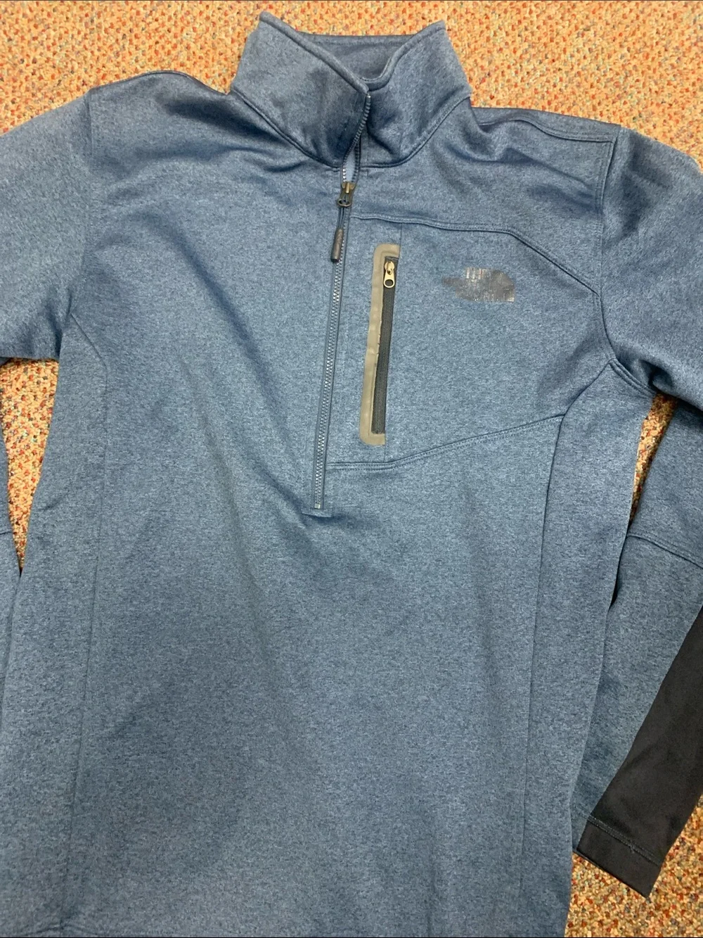 The North Face Heather Navy Quarter-Zip Performance Pullover men’s small